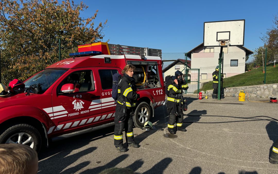 Evakuacija in ogled dela gasilcev PGD Podgrad Mehovo